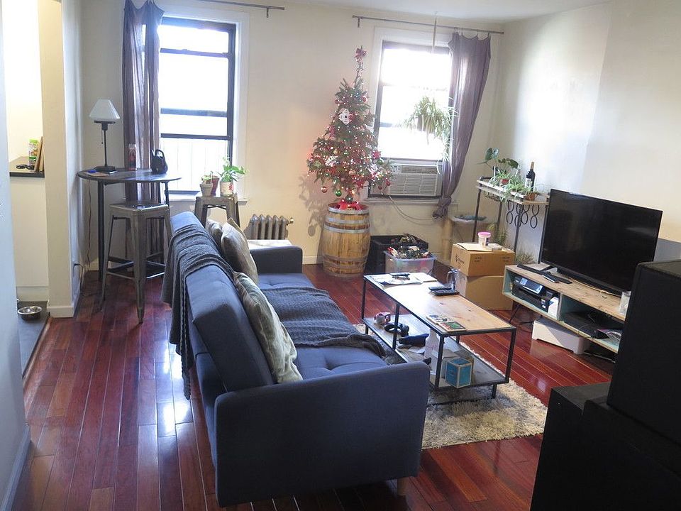 1st image of 217 Spencer St #4A