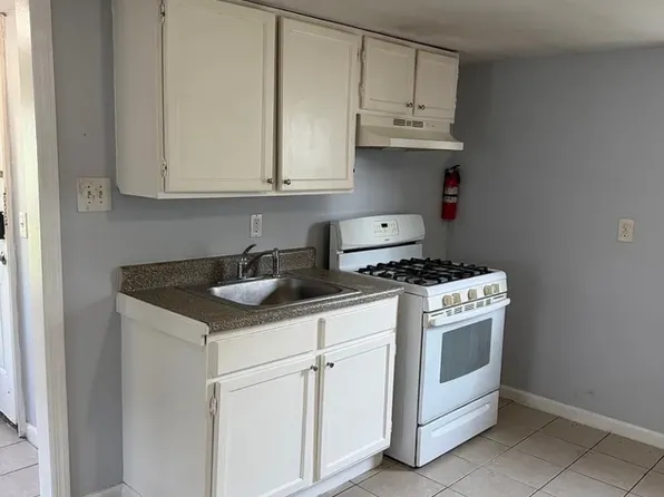 263 21st St #3A, Irvington, NJ 07111