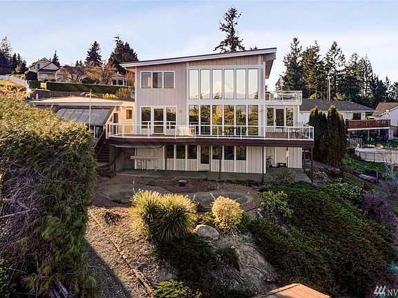 3rd image of 4509 127th Ave E