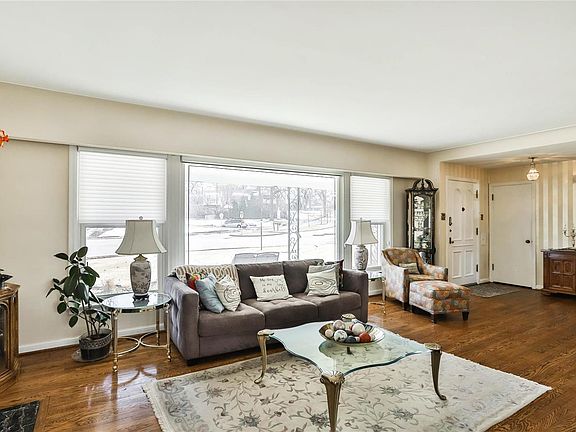 5th image of 8201 Balson Ave