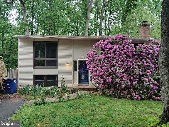 2nd image of 11570 Embers Ct