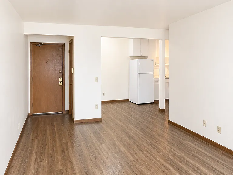 Liberty Valley Apartments — Photo 17