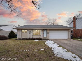 36552 Fairchild St SW, Westland, MI 48186