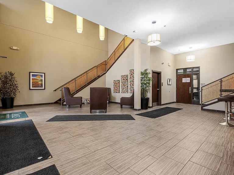 Oaks Station Place — Photo 58