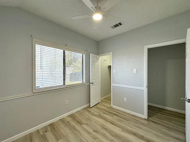 312 Bronc Dr — Photo 21