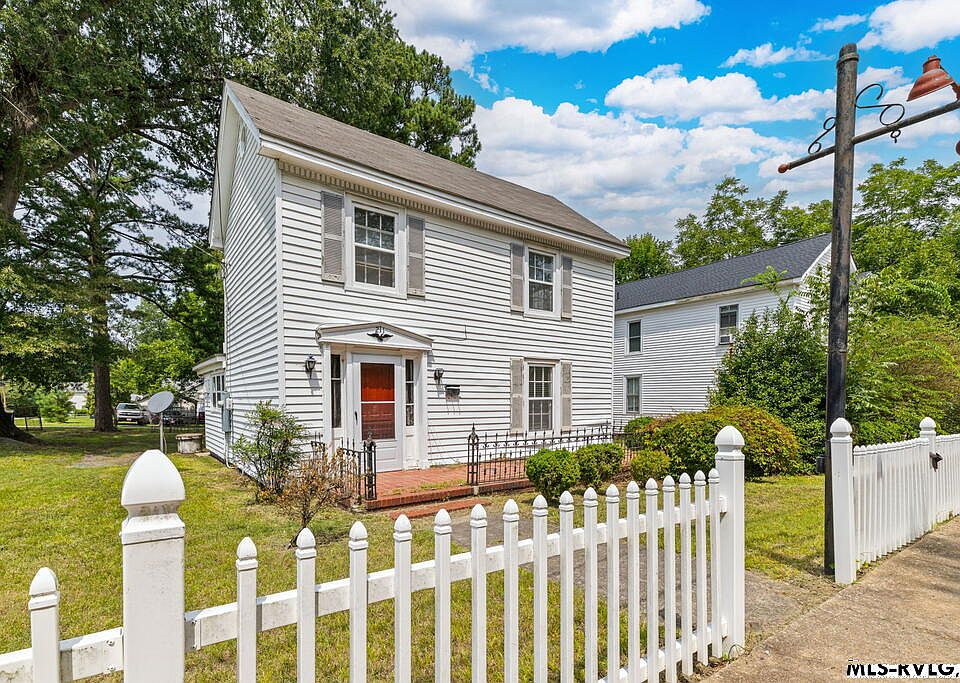 1st image of 211 N Mecklenburg Ave