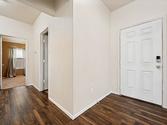 3rd image of 1339 SE 4th St