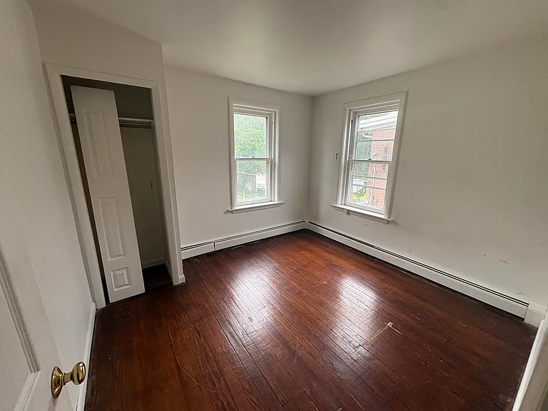 231 Charles St — Photo 12