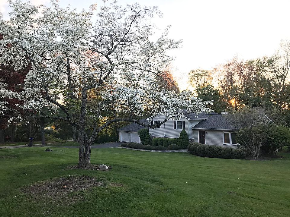 1st image of 17 Adams Rd