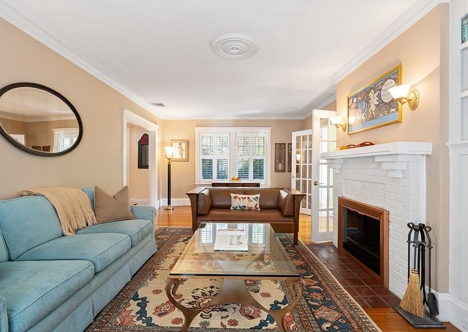 148 Grove St, Medford, MA 02155 Zillow