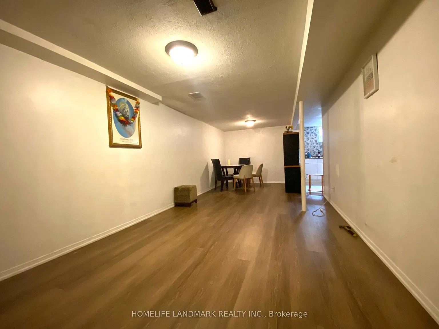 3 bed, $1,800 — Photo 3