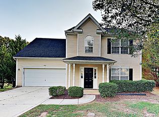 919 Woodington Ln, Charlotte, NC 28214