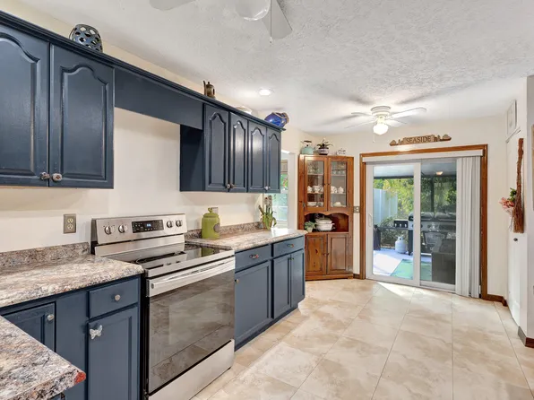3601 Wilderness Drive W, Fort Pierce, FL 34982