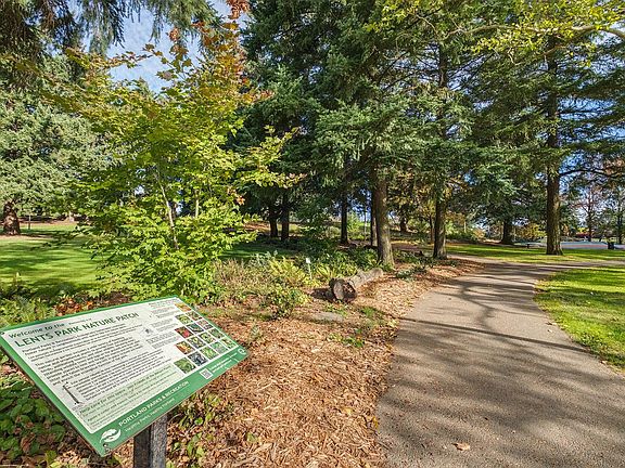 Lents park, 1 block away