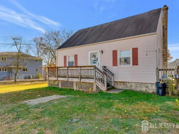 171 Edgewood Ter, South Bound Brook, NJ 08880