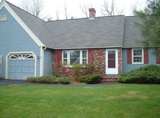 33 Winding Pond Rd #233, Londonderry, NH 03053