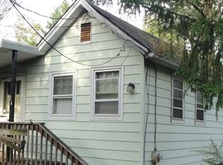 24 Alpine Rd, Towaco, NJ 07082