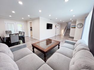 26307 Torreypines Dr, Santa Clarita, CA 91321