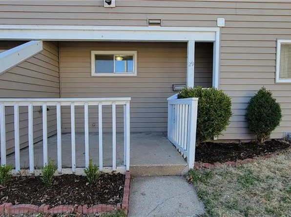 255 N Michigan St APT 6-29, Lawrence, KS 66044