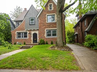 17352 Parkside St, Detroit, MI 48221