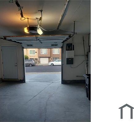 5th image of 151 Wyandotte Ave #B