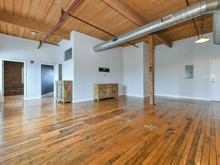 244 Brighton Ave #406 — Photo 6