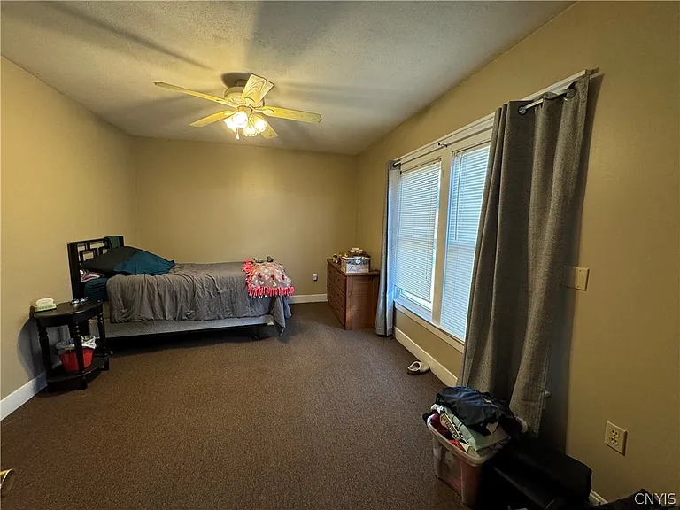 208 E Clark St #1 — Photo 9