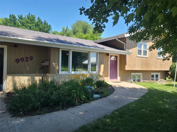 9929 NW Beaver Dr, Johnston, IA 50131