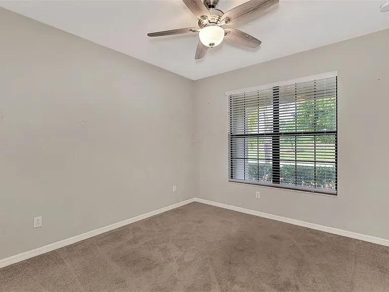 10113 Fiddlewood Dr — Photo 38