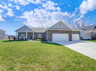 2599 Gaithersburg Dr, Lima, OH 45805