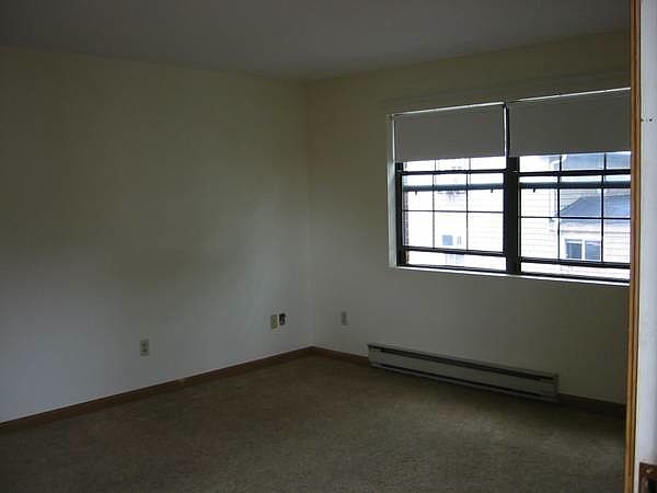 2nd image of 65 Charles St #3