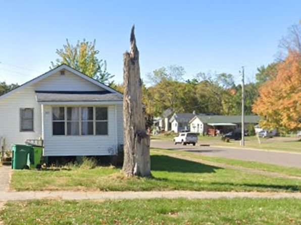 220 N 4th St