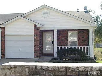 204 Buell Ave photo 1
