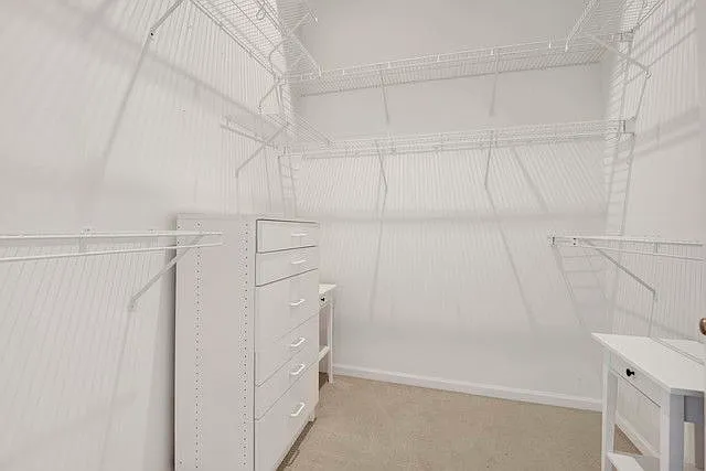 525 W Superior St #322 — Photo 10