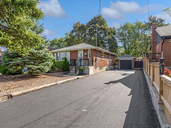 3rd image of 67 Wardrope Ave