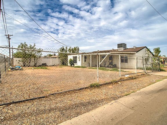 5th image of 2539 N 39th Ave