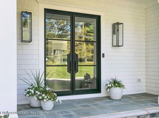 145 Blackpoint Rd, Rumson, NJ 07760