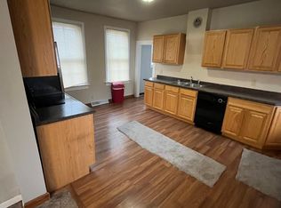 157 E Sanborn St #2, Winona, MN 55987