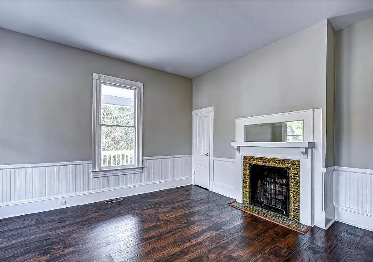 302 Park Ave — Photo 4
