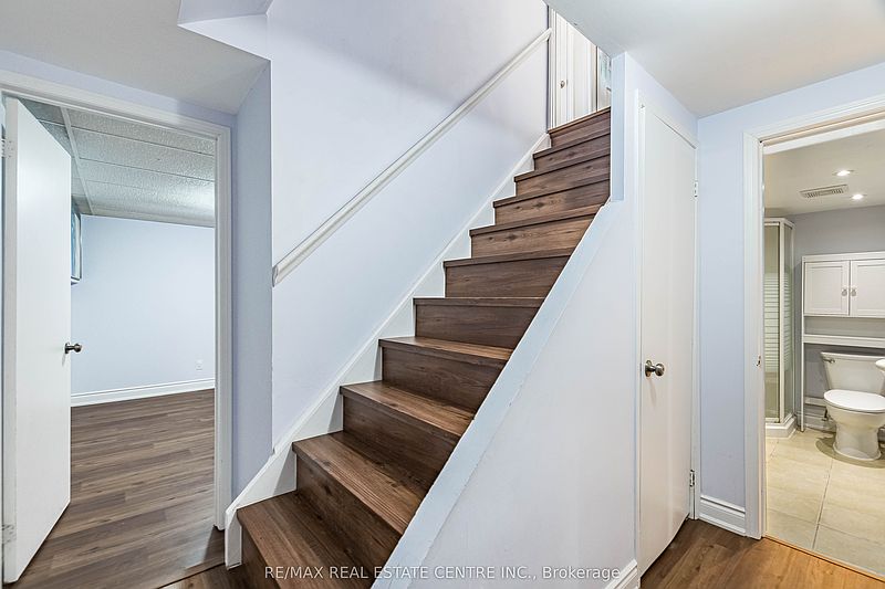 Brampton House for rent - 3 Bedrooms — photo 28