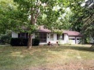 3127 Baylis Dr, Ann Arbor, MI 48108