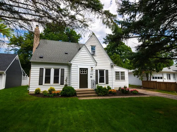 5720 W Lake St, Saint Louis Park, MN 55416