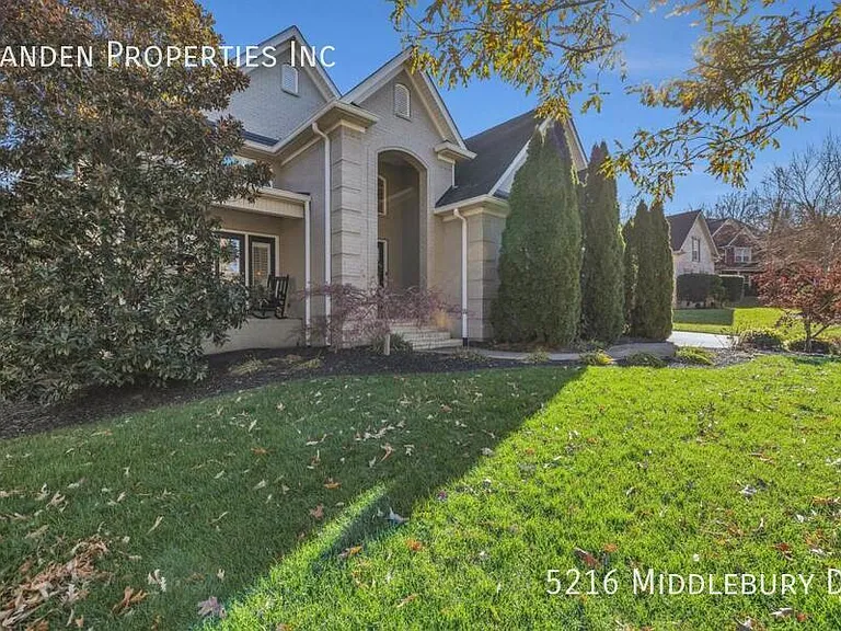 5216 Middlebury Dr — Photo 2