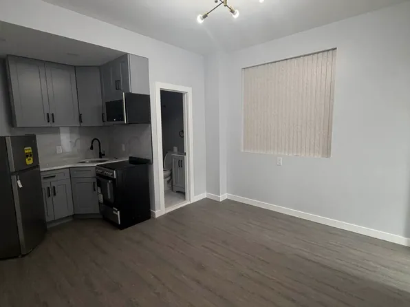 129 Beadel Street image 1 of 6