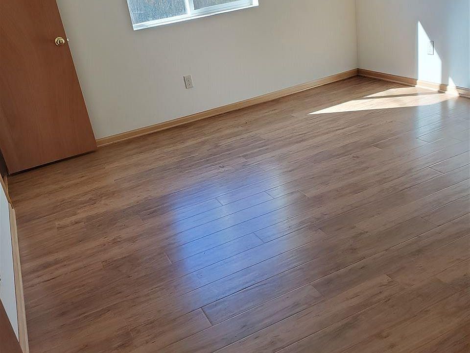 2nd image of 1630 W 11th St
