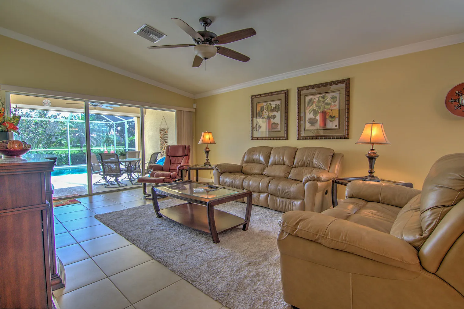 3 bed, 2.0 bath, 1539 sqft, $6,750 — Photo 2