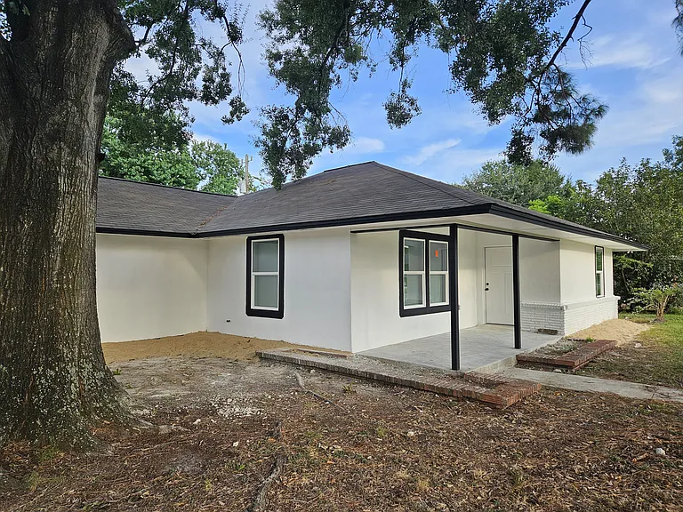 5403 Meadow Creek Ln — Photo 27
