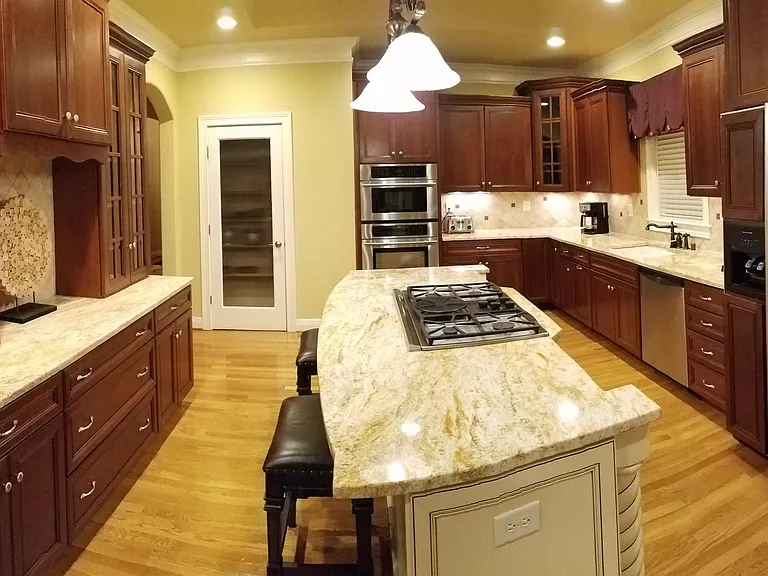 637 Andover Village Pl — Photo 8