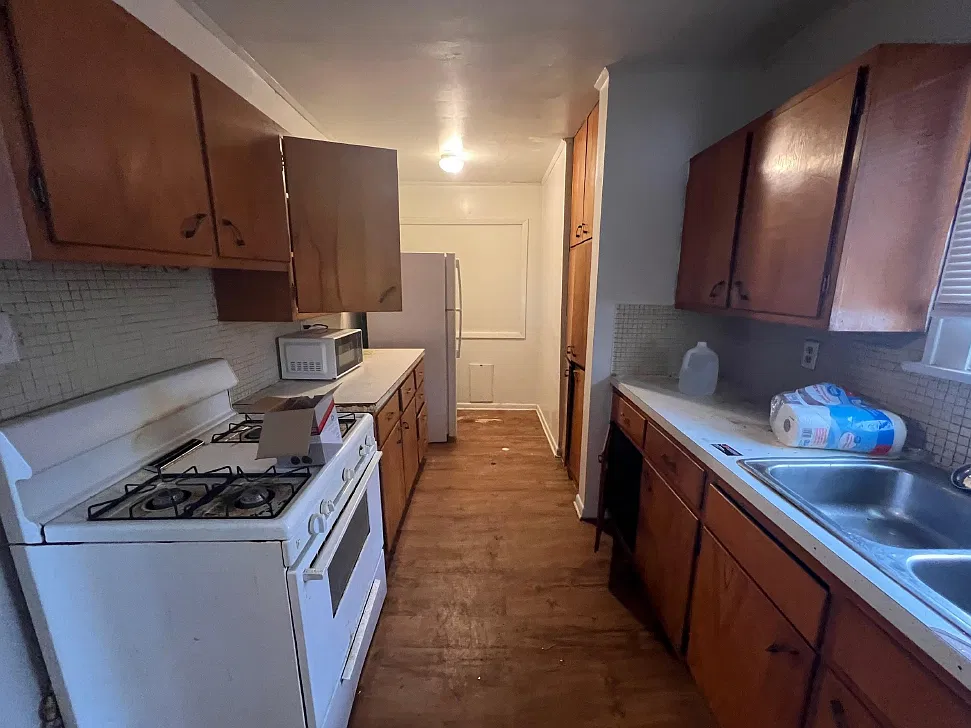 2 bed, 988 sqft, $850 — Photo 4