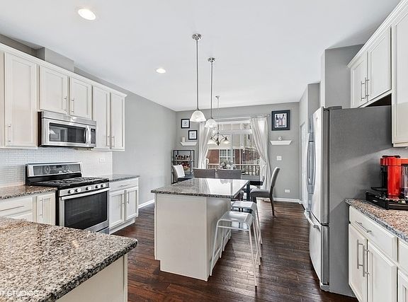 5th image of 15347 Sheffield Square Pkwy